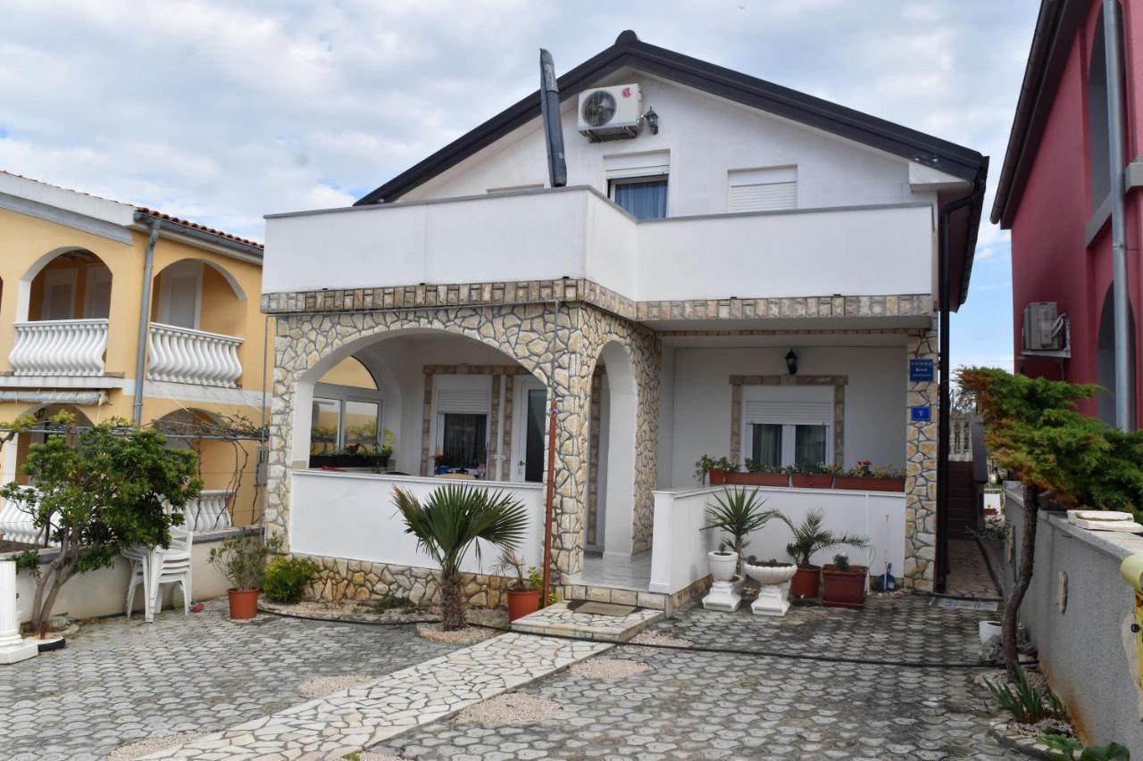 Apartments Paric Vir Zewnętrze zdjęcie
